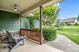 17 Black Iron Ln, Hendersonville, NC 28792 - Photo 5
