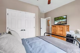 17 Black Iron Ln, Hendersonville, NC 28792 - Photo 33