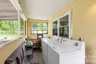 4 Mountain View Rd, Asheville, NC 28805 - Photo 17