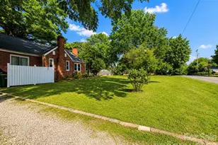 307 E 2nd St, Oakboro, NC 28129 - Photo 5