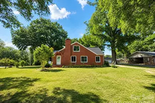 307 E 2nd St, Oakboro, NC 28129 - Photo 3