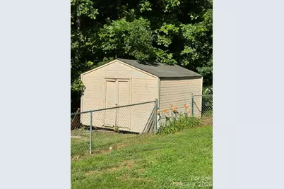 2588 Knight Drive, Lenoir, NC 28645 - Photo 3