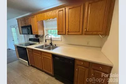 2588 Knight Drive, Lenoir, NC 28645 - Photo 9