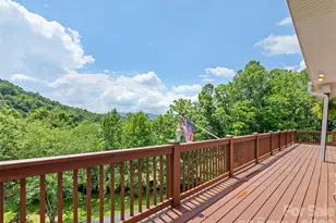 406 Inverness Dr, Waynesville, NC 28785 - Photo 11