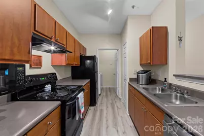100 Vista Lake Drive #3, Candler, NC 28715 - Photo 11