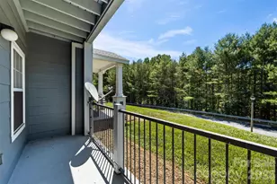 100 Vista Lake Dr, Candler, NC 28715 - Photo 27