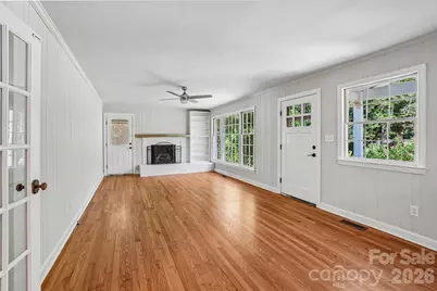 28 Ridgefield Place, Asheville, NC 28803 - Photo 3