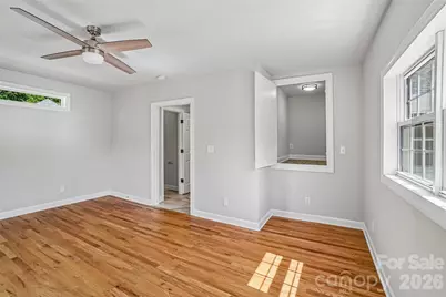 28 Ridgefield Place, Asheville, NC 28803 - Photo 17