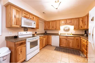 202 Village Green Road, Blowing Rock, NC 28605 - Photo 13