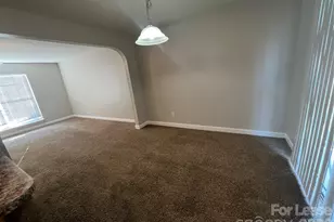 909 Rucker Cliff Dr, Charlotte, NC 28214 - Photo 3