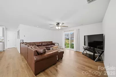 2464 Trollinger Drive, Catawba, NC 28609 - Photo 5