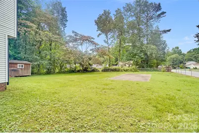 900 Highland Mist Lane, Charlotte, NC 28215 - Photo 43