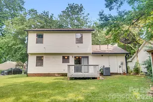 900 Highland Mist Ln, Charlotte, NC 28215 - Photo 39