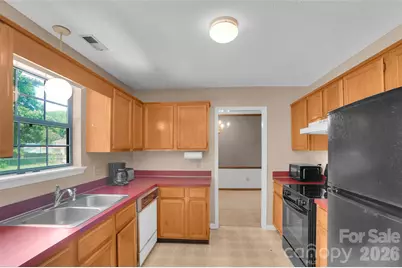 900 Highland Mist Lane, Charlotte, NC 28215 - Photo 5