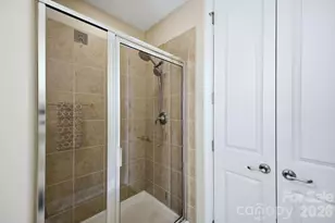 4620 Piedmont Row Dr, Charlotte, NC 28210 - Photo 27