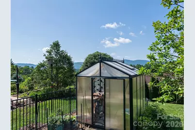 18 Thornapple Drive, Hendersonville, NC 28739 - Photo 45