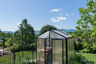 18 Thornapple Dr, Hendersonville, NC 28739 - Photo 45