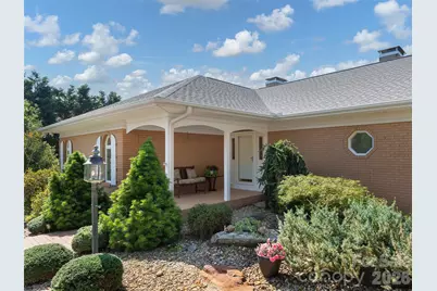 18 Thornapple Drive, Hendersonville, NC 28739 - Photo 9