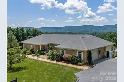 18 Thornapple Drive, Hendersonville, NC 28739 - Photo 7