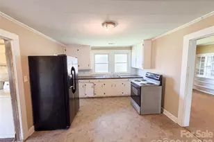 308 School St, Rockwell, NC 28138 - Photo 7