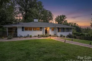 2 Bevlyn Dr, Asheville, NC 28803 - Photo 1