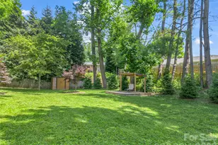 2 Bevlyn Dr, Asheville, NC 28803 - Photo 7