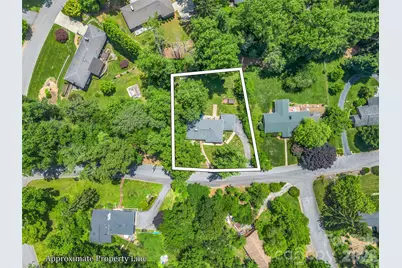 2 Bevlyn Drive, Asheville, NC 28803 - Photo 11