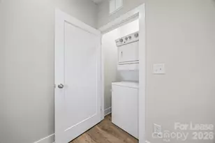 840 E 18th St, Charlotte, NC 28205 - Photo 13