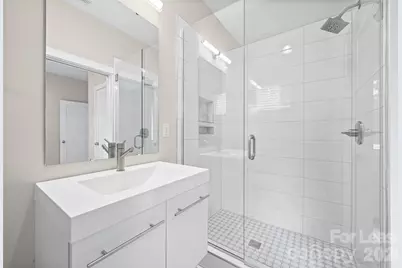 840 E 18th Street #B, Charlotte, NC 28205 - Photo 3