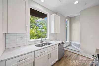 840 E 18th Street #D, Charlotte, NC 28205 - Photo 11