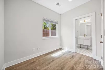 840 E 18th Street #D, Charlotte, NC 28205 - Photo 3