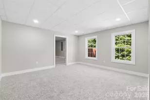 7015 Waterfront Pl, Granite Falls, NC 28630 - Photo 23
