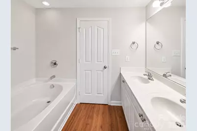 220 Hunslet Circle, Charlotte, NC 28206 - Photo 9