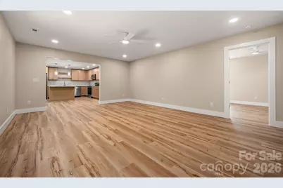 323 Stepp Avenue, Hendersonville, NC 28739 - Photo 23