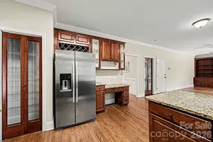 10403 Persimmon Creek Dr, Charlotte, NC 28227 - Photo 11