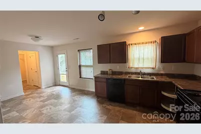 2602 Meadow Knoll Drive, Charlotte, NC 28269 - Photo 3