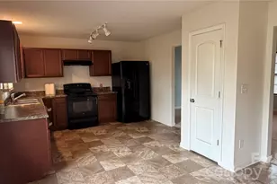 2602 Meadow Knoll Dr, Charlotte, NC 28269 - Photo 9