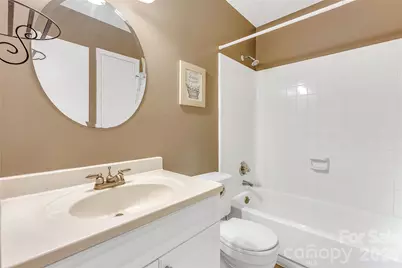 8073 Charter Oak Lane, Charlotte, NC 28226 - Photo 15