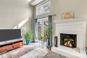 8073 Charter Oak Ln, Charlotte, NC 28226 - Photo 3