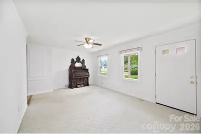 611 W Lewis Street, Dallas, NC 28034 - Photo 7