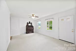 611 W Lewis St, Dallas, NC 28034 - Photo 7