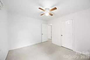 611 W Lewis St, Dallas, NC 28034 - Photo 31