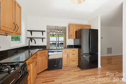 14 Grove Garden Avenue, Candler, NC 28715 - Photo 15