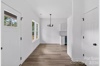 417 8th Street Drive SW, Hickory, NC 28602 - Photo 7