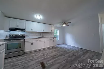 117 Apricot Lane #193-194, Statesville, NC 28677 - Photo 5