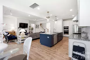 15611 Walnut Hill Dr, Charlotte, NC 28278 - Photo 3