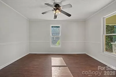 1402 1st Avenue Place NW, Hickory, NC 28601 - Photo 23
