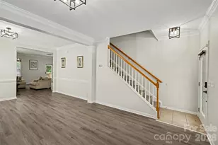 6908 Centerline Dr, Charlotte, NC 28278 - Photo 3