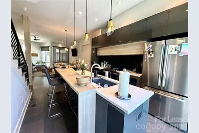 1070 Kenilworth Avenue, Charlotte, NC 28204 - Photo 3