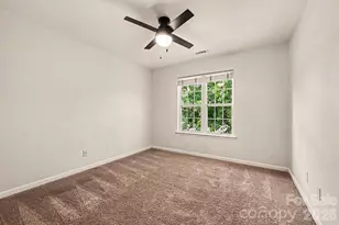 9902 Highlands Crossing Dr, Charlotte, NC 28277 - Photo 17